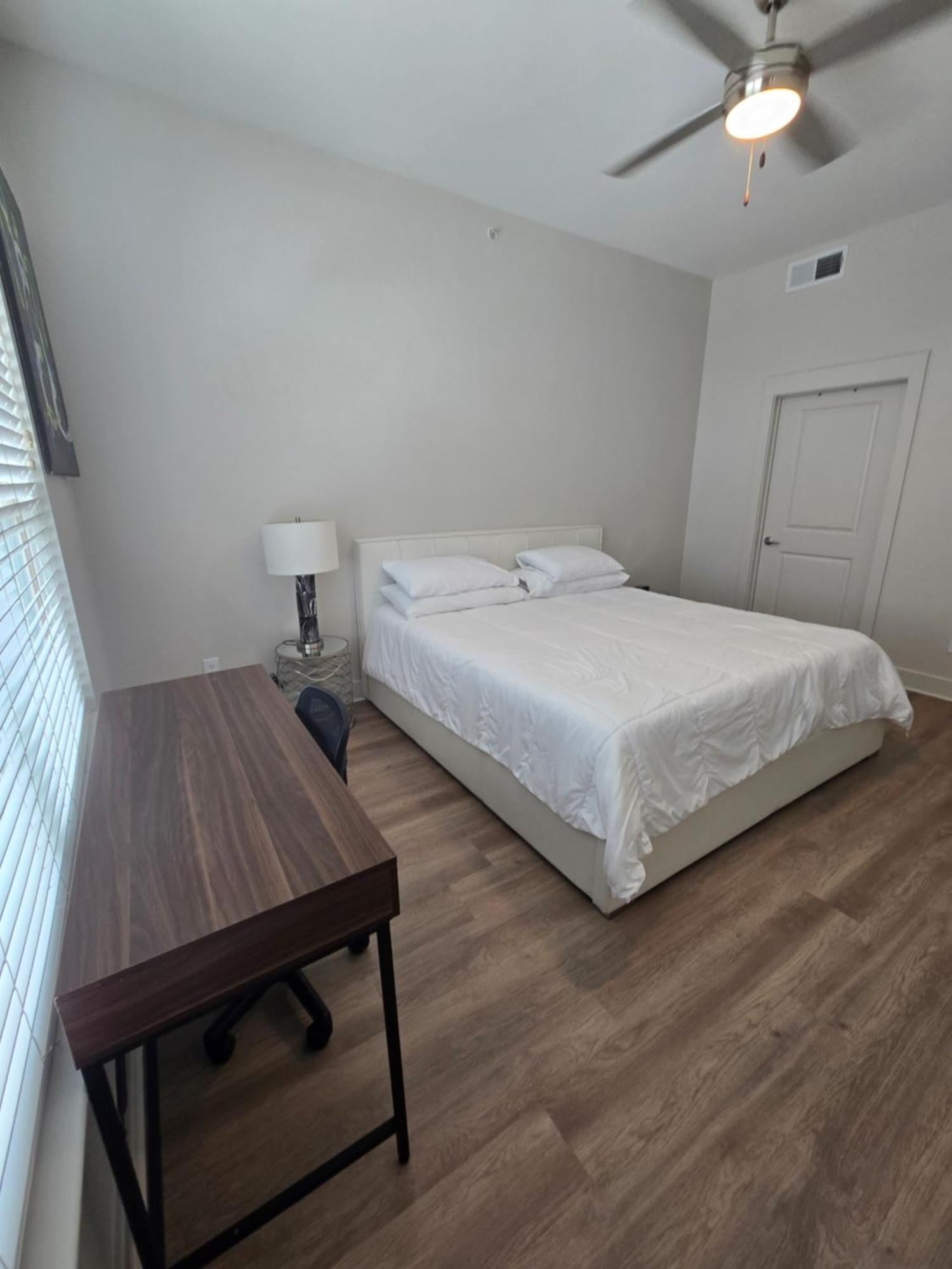 2Bdrm/2 King Beds/1Air Mattress Leilighet Dallas Eksteriør bilde